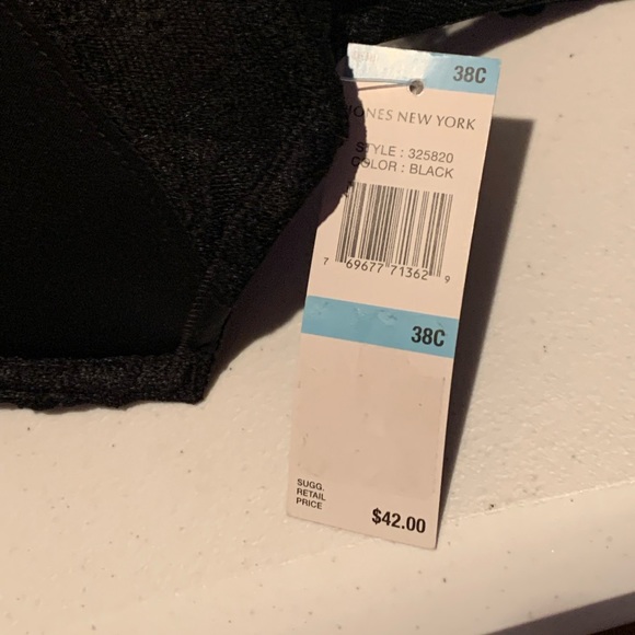 Two NWT Jones New York bras, one lace and one push-up, size 38C. - Picture 7 of 10